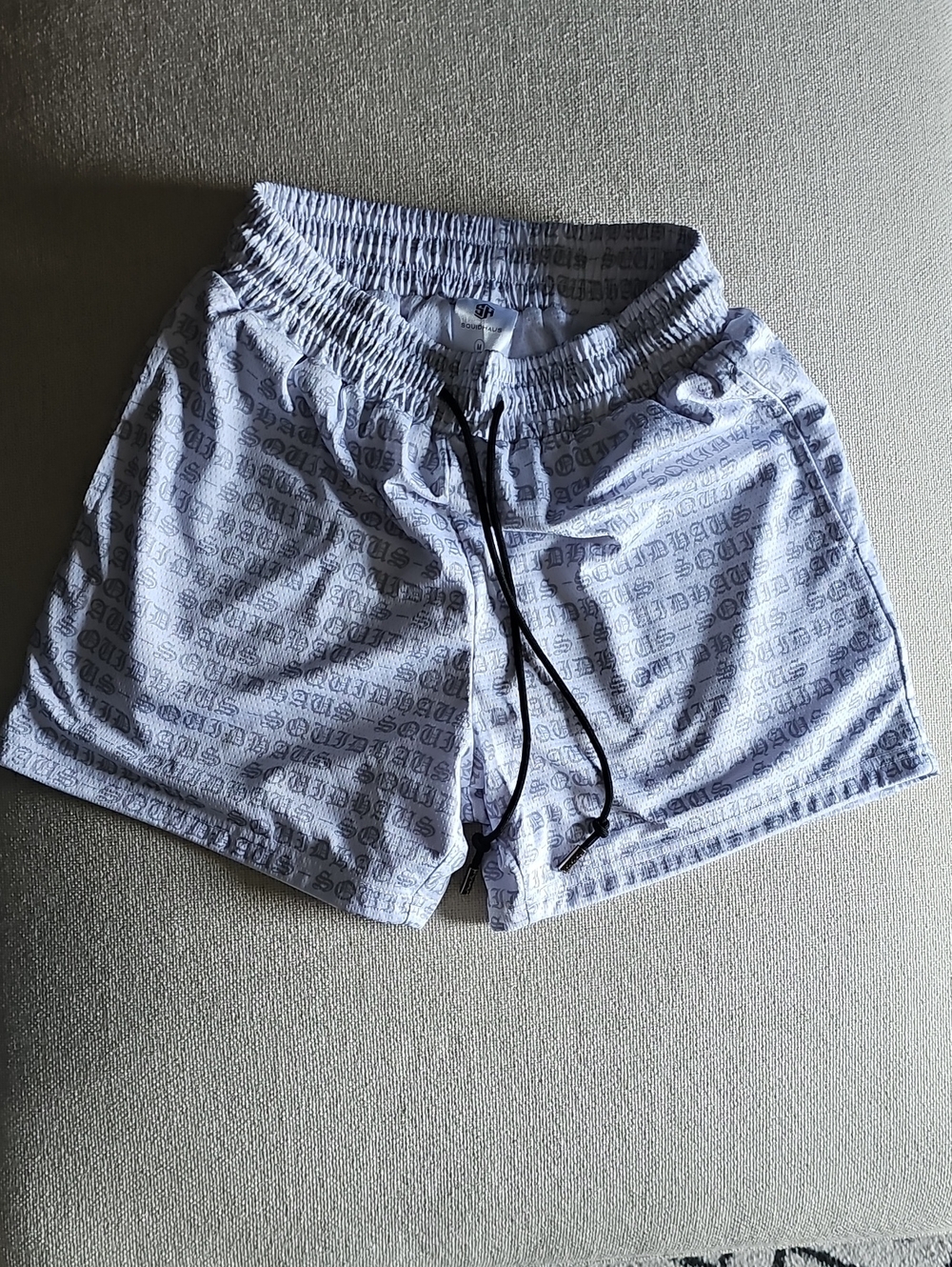 SQUIDHAUS Men's Light Gray Printed Drawstring Shorts